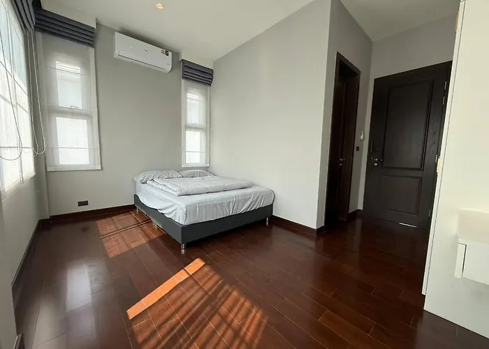 House Near Suvarnabhumi Airport Holiday home